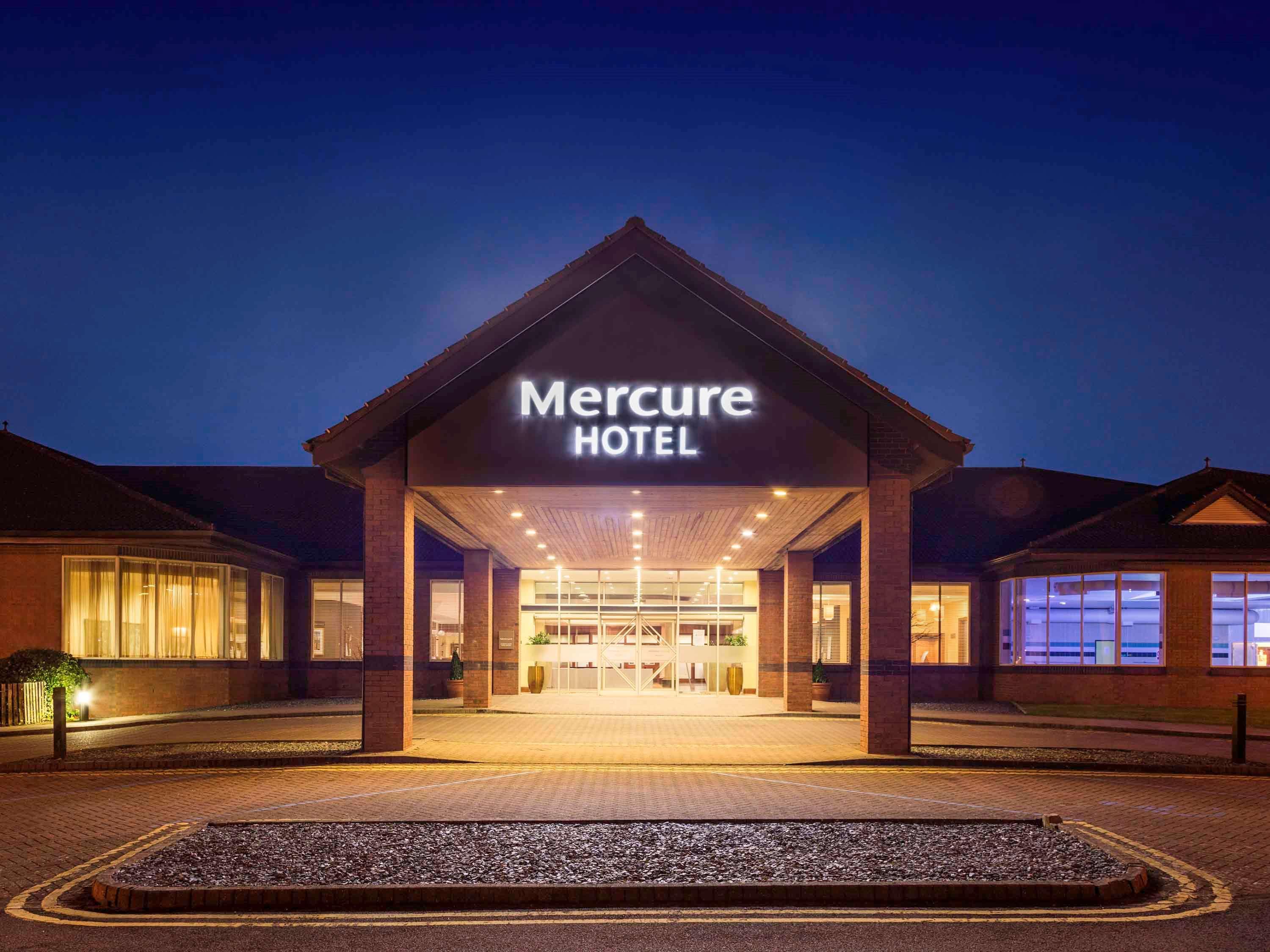 Mercure Daventry Court Hotel Ngoại thất bức ảnh